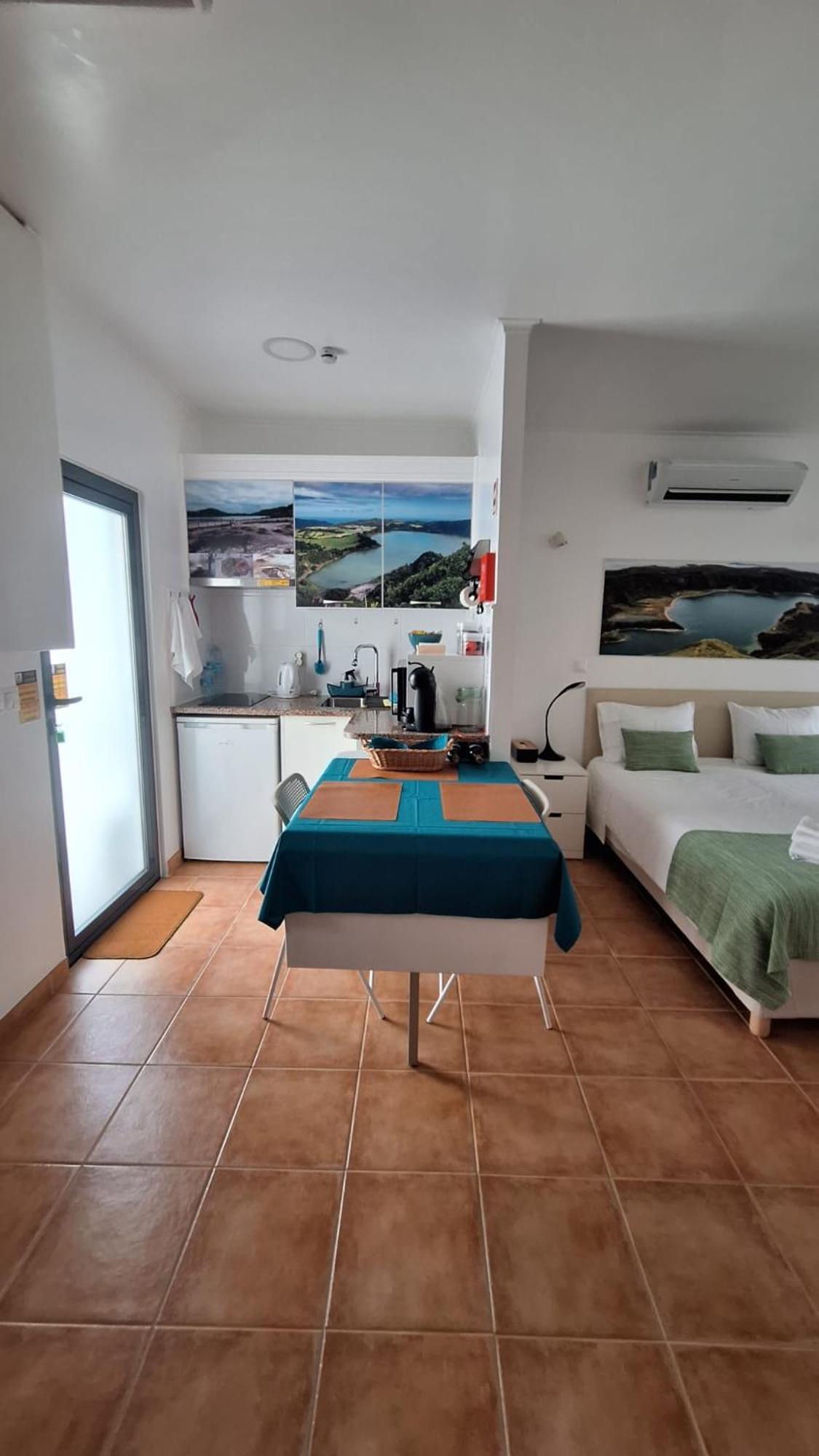 Caminhos Nos Levam Pela Ilha Apartment